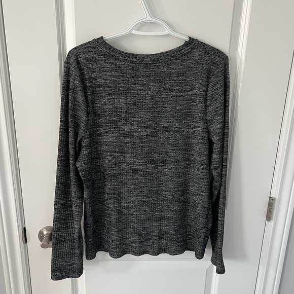 Reitmans Ribbed Knot Front Top - Picture 2 of 4